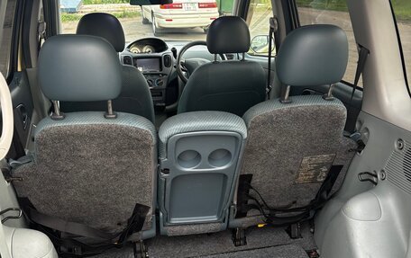 Toyota FunCargo, 2000 год, 450 000 рублей, 12 фотография
