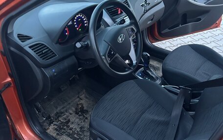 Hyundai Solaris II рестайлинг, 2015 год, 990 000 рублей, 10 фотография