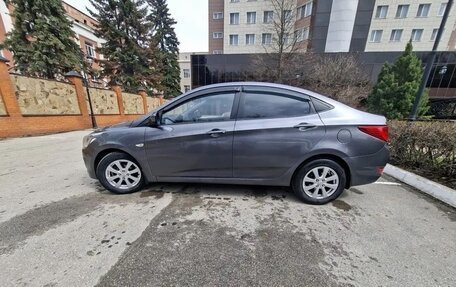 Hyundai Solaris II рестайлинг, 2015 год, 870 000 рублей, 7 фотография