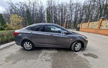 Hyundai Solaris II рестайлинг, 2015 год, 870 000 рублей, 10 фотография