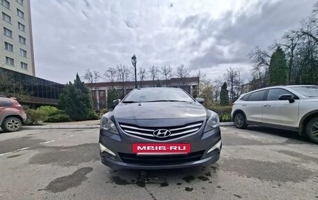 Hyundai Solaris II рестайлинг, 2015 год, 870 000 рублей, 9 фотография
