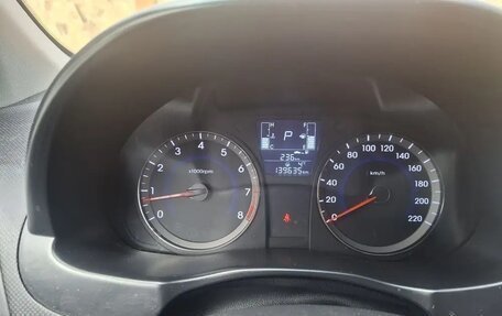 Hyundai Solaris II рестайлинг, 2015 год, 870 000 рублей, 19 фотография