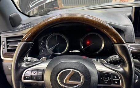 Lexus LX III, 2017 год, 6 990 000 рублей, 6 фотография