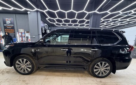 Lexus LX III, 2017 год, 6 990 000 рублей, 4 фотография