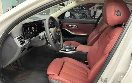 BMW 3 серия, 2023 год, 3 295 000 рублей, 10 фотография