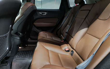 Volvo XC60 II, 2018 год, 4 150 000 рублей, 15 фотография