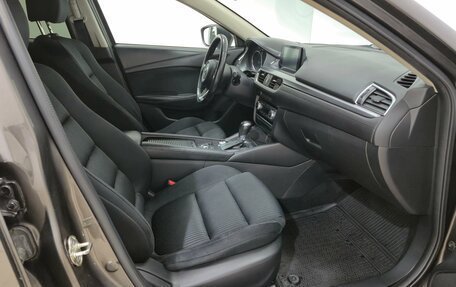 Mazda 6, 2018 год, 1 940 000 рублей, 13 фотография