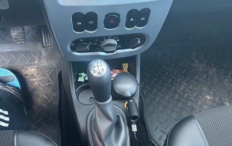 Renault Logan I, 2010 год, 845 000 рублей, 13 фотография
