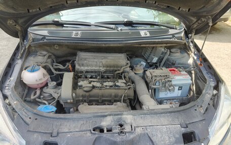 Skoda Fabia II, 2011 год, 400 000 рублей, 22 фотография