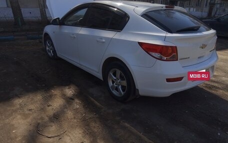 Chevrolet Cruze II, 2012 год, 735 000 рублей, 9 фотография
