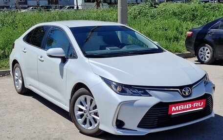 Toyota Corolla, 2022 год, 2 280 000 рублей, 3 фотография