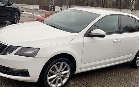 Skoda Octavia, 2018 год, 1 580 000 рублей, 2 фотография