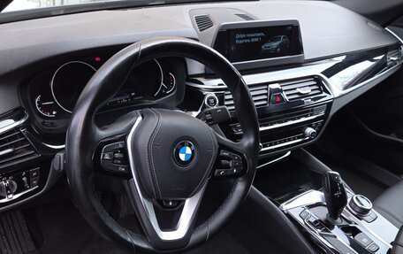 BMW 5 серия, 2017 год, 3 250 000 рублей, 3 фотография