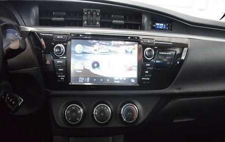 Toyota Corolla, 2013 год, 1 100 000 рублей, 16 фотография