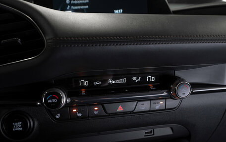 Mazda 3, 2019 год, 2 100 000 рублей, 15 фотография