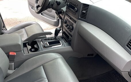 Jeep Grand Cherokee, 2005 год, 1 300 000 рублей, 12 фотография