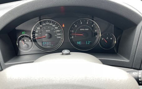 Jeep Grand Cherokee, 2005 год, 1 300 000 рублей, 8 фотография