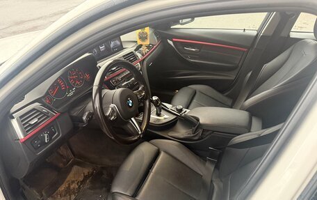 BMW 3 серия, 2015 год, 2 420 000 рублей, 10 фотография