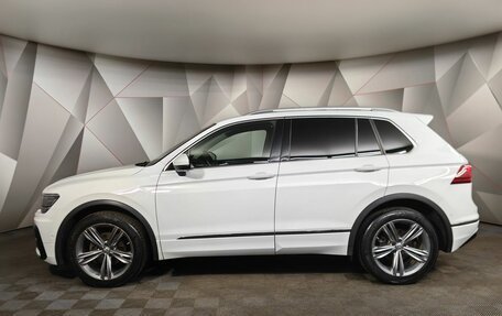 Volkswagen Tiguan II, 2018 год, 2 760 000 рублей, 5 фотография