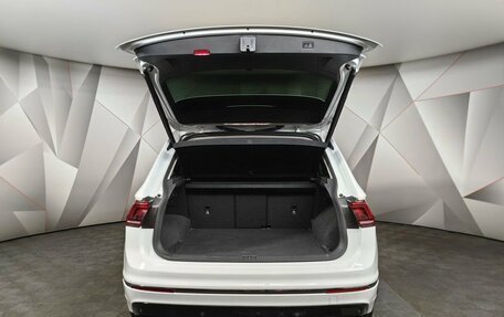 Volkswagen Tiguan II, 2018 год, 2 760 000 рублей, 12 фотография