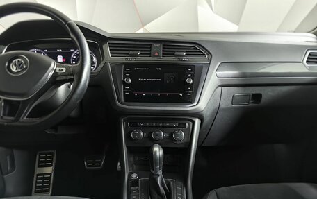 Volkswagen Tiguan II, 2018 год, 2 760 000 рублей, 15 фотография