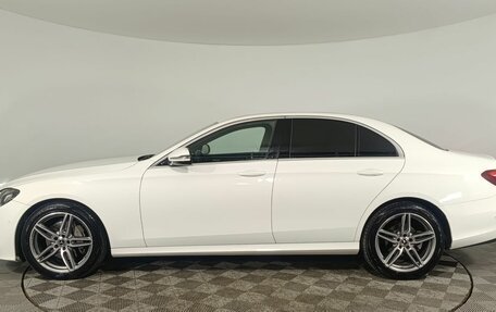 Mercedes-Benz E-Класс, 2020 год, 4 300 000 рублей, 4 фотография