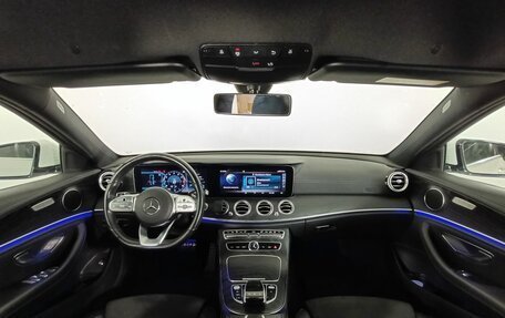 Mercedes-Benz E-Класс, 2020 год, 4 300 000 рублей, 10 фотография