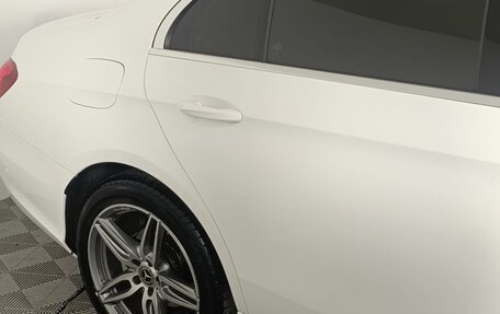 Mercedes-Benz E-Класс, 2020 год, 4 300 000 рублей, 26 фотография