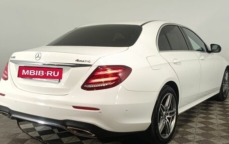 Mercedes-Benz E-Класс, 2020 год, 4 300 000 рублей, 7 фотография