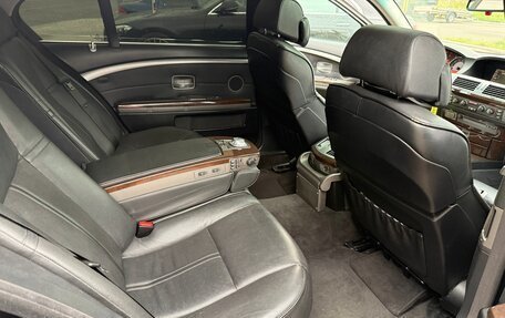 BMW 7 серия, 2004 год, 570 000 рублей, 11 фотография