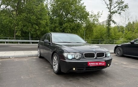 BMW 7 серия, 2004 год, 570 000 рублей, 3 фотография