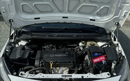 Opel Astra J, 2013 год, 800 000 рублей, 1 фотография
