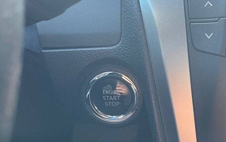 Toyota Camry, 2017 год, 1 890 000 рублей, 14 фотография