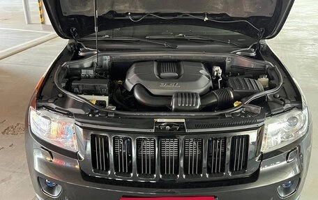 Jeep Grand Cherokee, 2011 год, 1 830 000 рублей, 10 фотография