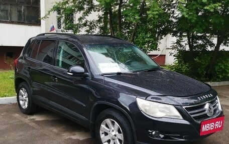 Volkswagen Tiguan I, 2010 год, 998 000 рублей, 3 фотография