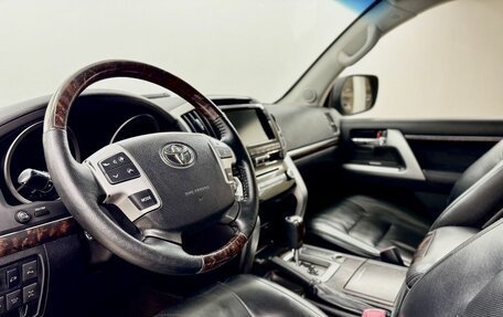 Toyota Land Cruiser 200, 2013 год, 3 250 000 рублей, 13 фотография