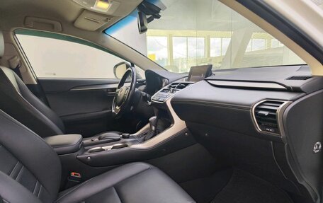 Lexus NX I, 2016 год, 2 919 000 рублей, 11 фотография