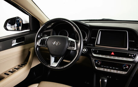 Hyundai Sonata VII, 2019 год, 1 699 000 рублей, 14 фотография