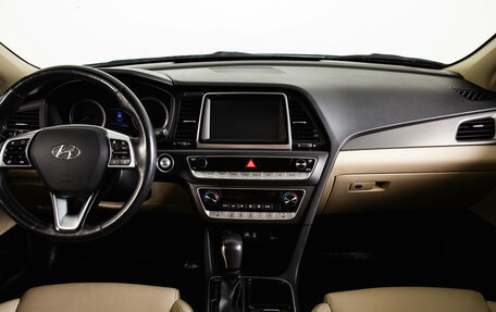 Hyundai Sonata VII, 2019 год, 1 699 000 рублей, 15 фотография
