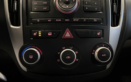 KIA cee'd I рестайлинг, 2011 год, 635 000 рублей, 15 фотография