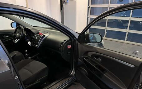 KIA cee'd I рестайлинг, 2011 год, 635 000 рублей, 26 фотография