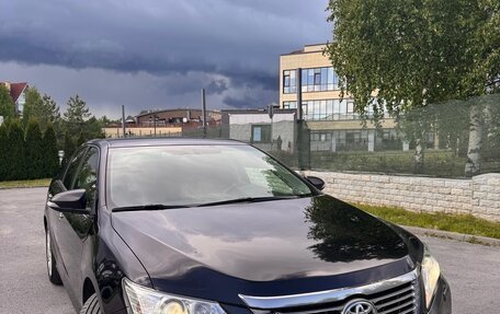 Toyota Camry, 2014 год, 2 650 000 рублей, 2 фотография