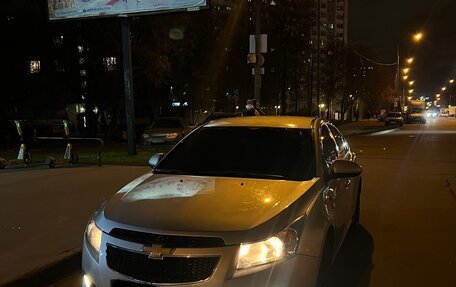 Chevrolet Cruze II, 2010 год, 430 000 рублей, 5 фотография