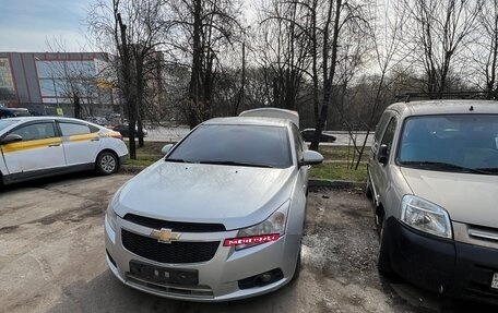 Chevrolet Cruze II, 2010 год, 430 000 рублей, 4 фотография