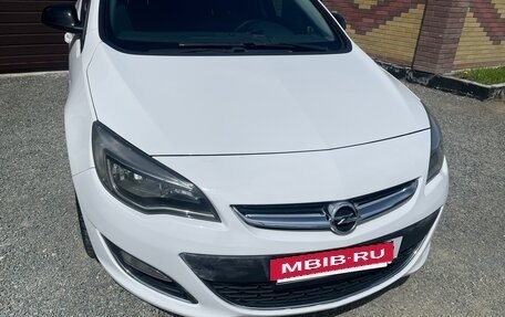 Opel Astra J, 2013 год, 800 000 рублей, 18 фотография