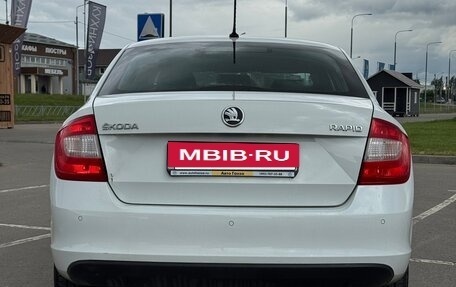 Skoda Rapid I, 2016 год, 890 000 рублей, 3 фотография