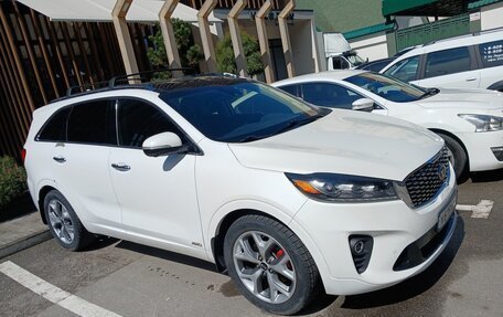 KIA Sorento III Prime рестайлинг, 2018 год, 2 100 000 рублей, 2 фотография
