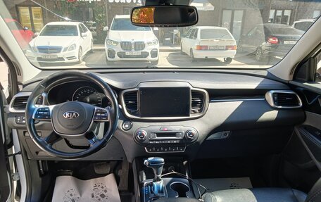 KIA Sorento III Prime рестайлинг, 2018 год, 2 100 000 рублей, 7 фотография