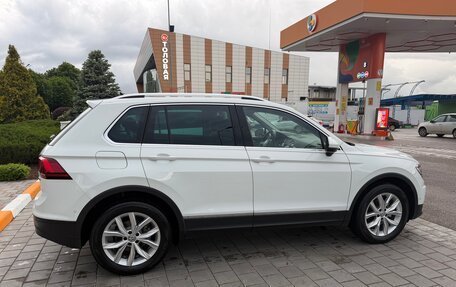 Volkswagen Tiguan II, 2020 год, 3 000 000 рублей, 3 фотография