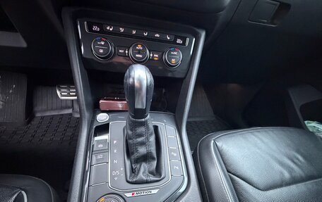 Volkswagen Tiguan II, 2020 год, 3 000 000 рублей, 14 фотография
